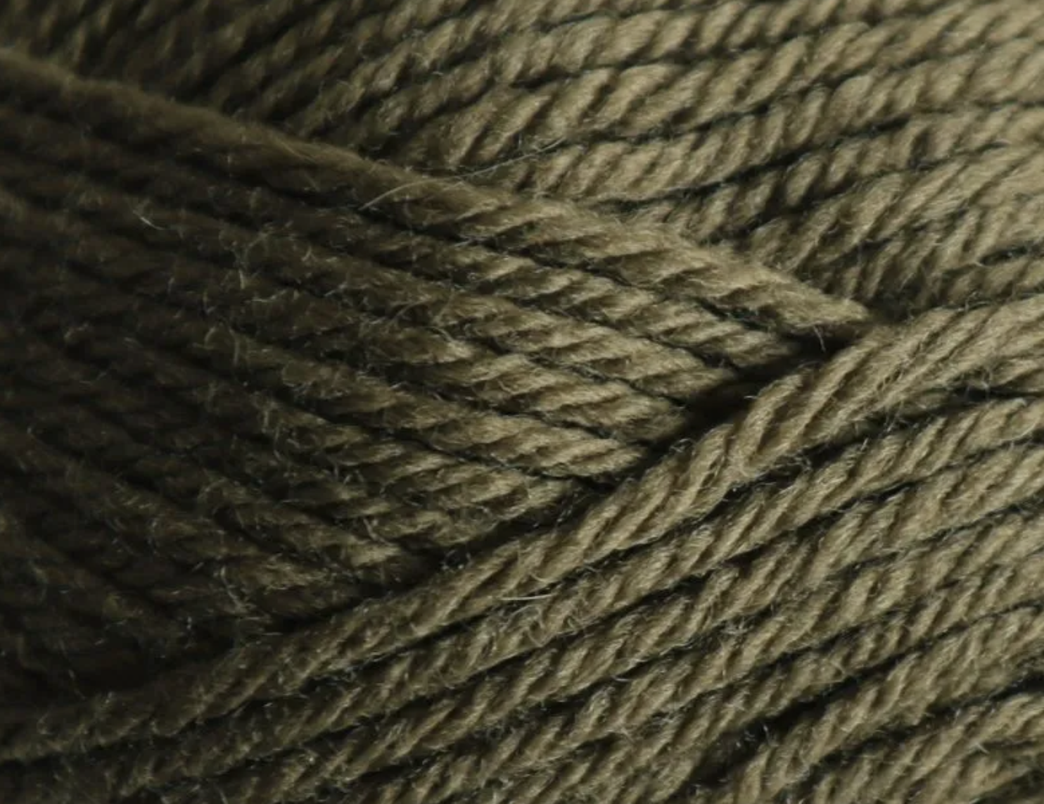 filcolana_peruvian_highland_wool_386_olive_noir