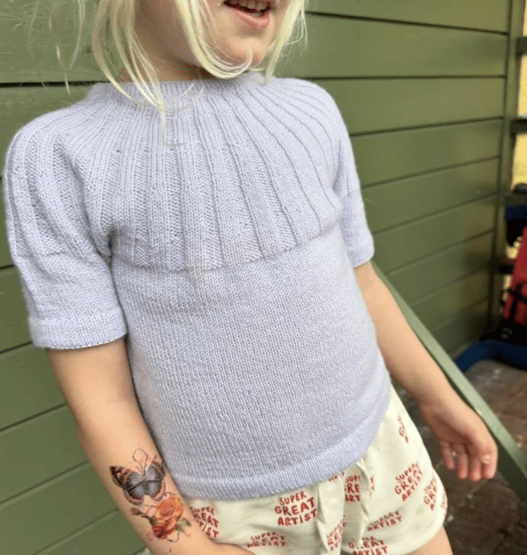 petiteknit_sunday_tee_junior_wollpaket