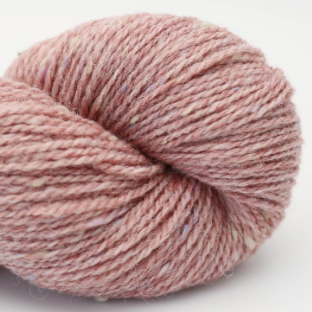hey_mama_wolf_beara_tweed_6_fraoch_mór_rosa